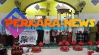 Bang Molen Hadiri Perayaan Isra Mi’raj di Masjid Baitul Amin Pangkal Arang Kelurahan Ketapang, Gandeng BKPRMI Salurkan Bantuan Untuk Para Guru Ngaji Dan Petugas Fardu Kifayah