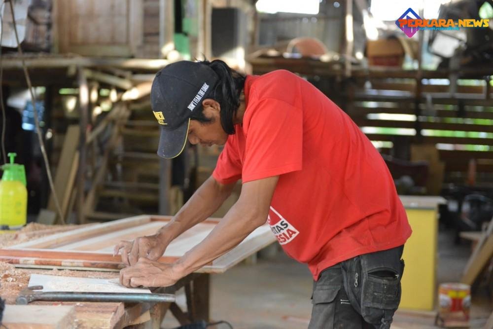 Berbekal pengalaman RJ Tukang Jadi Mitra Binaan PT Timah Tbk Sukses Jalani Usaha Pertukangan