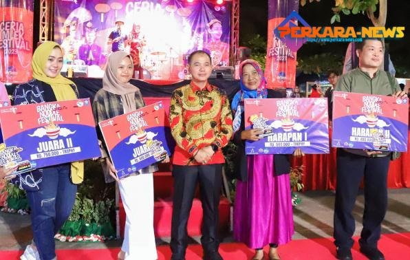 Bupati Mulkan Resmi Tutup Festival Ceria lmlek 2023, Masyarakat Kab Bangka Memiliki Rasa Toleransi Tinggi dan Keberagaman