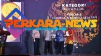 Pemkab Basel Mendapatkan Penghargaan Adipura yang Ketiga Kalinya Berturut-turut Dimasa Bupati Riza-Wabup Debby